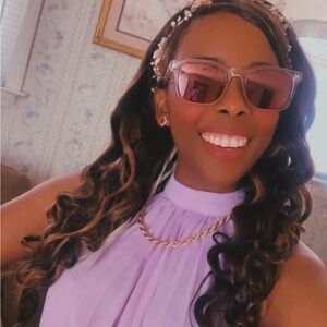 Meet your Posher, Shekinah